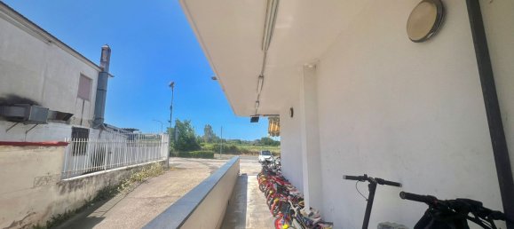  عقار تجاري في Pozzuoli, Italy 245متر مربع رقم 258800 12