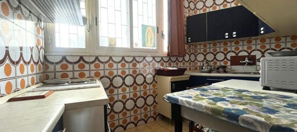 Apartamento de 4 divisões em Torre del Greco, Italy N.º 150983 12