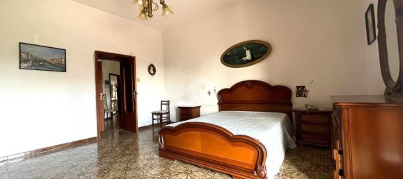 Apartamento de 4 divisões em Torre del Greco, Italy N.º 150983 17