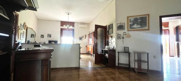 Apartamento de 4 divisões em Torre del Greco, Italy N.º 150983 5