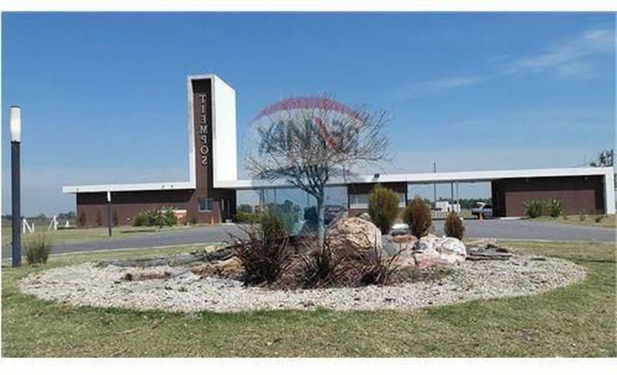  Land in Ezeiza, Argentina No. 31554