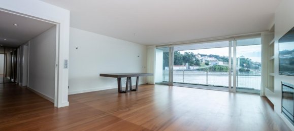 3 bedrooms Condo in Porto, Portugal No. 6668 6