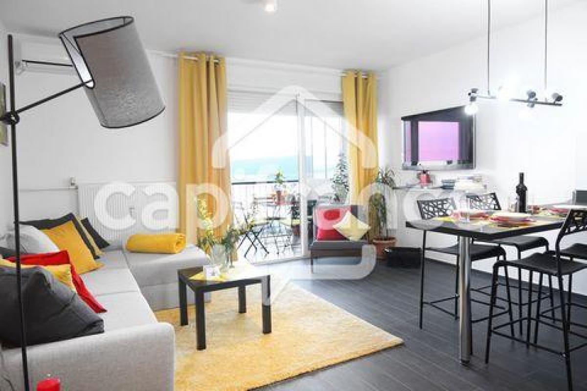 Condominio de 2 dormitorios en Muret, France No. 36378