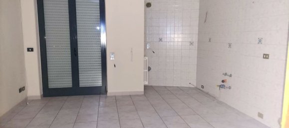 Квартира с 4 комнатами в Андрия, Италия № 160666 3