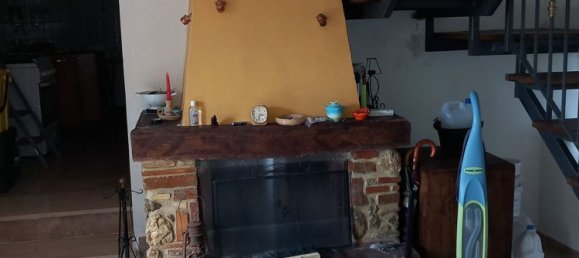 Дом с 4 комнатами в Петрелла Сальто, Италия № 252637 9