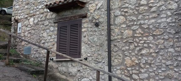 Дом с 4 комнатами в Петрелла Сальто, Италия № 252637 4