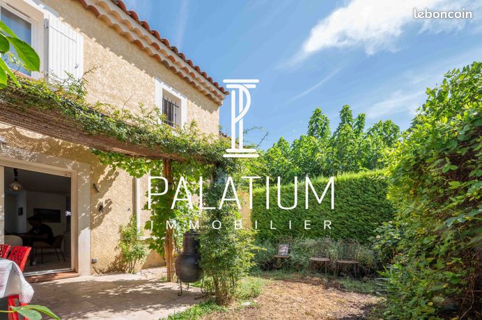 2 bedrooms House in Greoux-les-Bains, France No. 305382