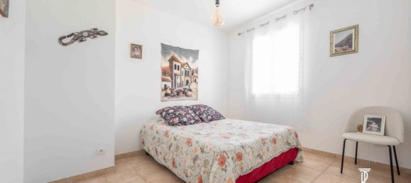 2 bedrooms House in Greoux-les-Bains, France No. 305382 6