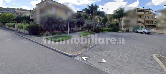 4 bedrooms Apartment in Brolo, Italy No. 38244 2