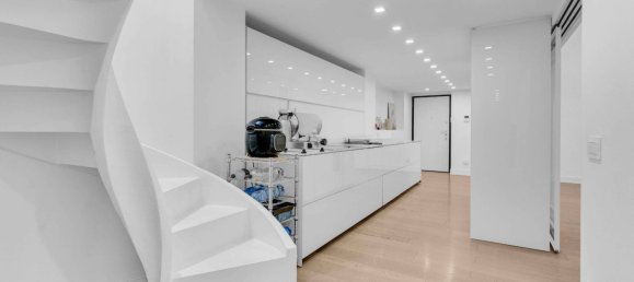 2 bedrooms Apartment in Milan, Italy No. 320382 10