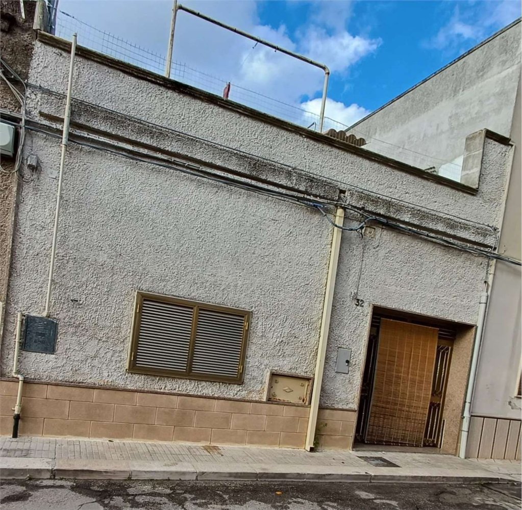 Дом с 5 комнатами в Мезанье, Италия № 186677