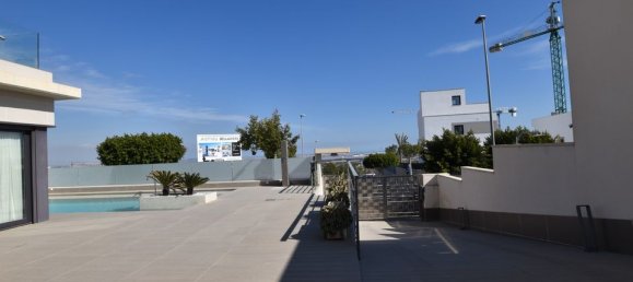 5 bedrooms Villa in San Miguel de Salinas, Spain No. 184780 15