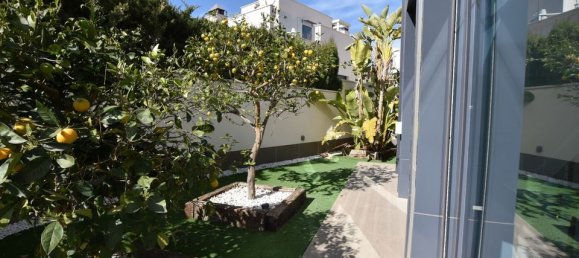 5 bedrooms Villa in San Miguel de Salinas, Spain No. 184780 22