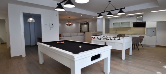 5 bedrooms Villa in San Miguel de Salinas, Spain No. 184780 3