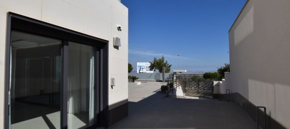 5 bedrooms Villa in San Miguel de Salinas, Spain No. 184780 24