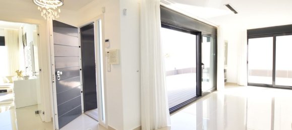 5 bedrooms Villa in San Miguel de Salinas, Spain No. 184780 30