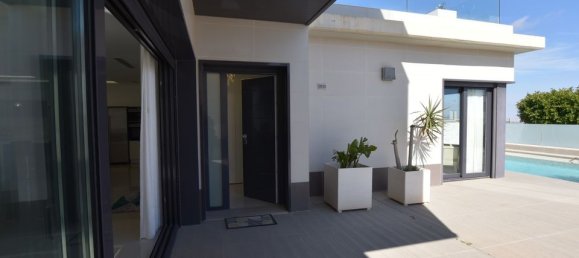 5 bedrooms Villa in San Miguel de Salinas, Spain No. 184780 25