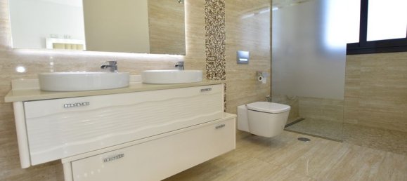 5 bedrooms Villa in San Miguel de Salinas, Spain No. 184780 34