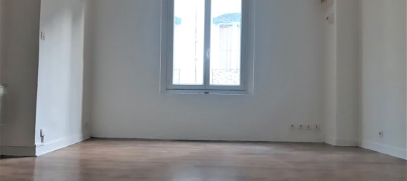 1 room Building in Tours, France No. 50786 9