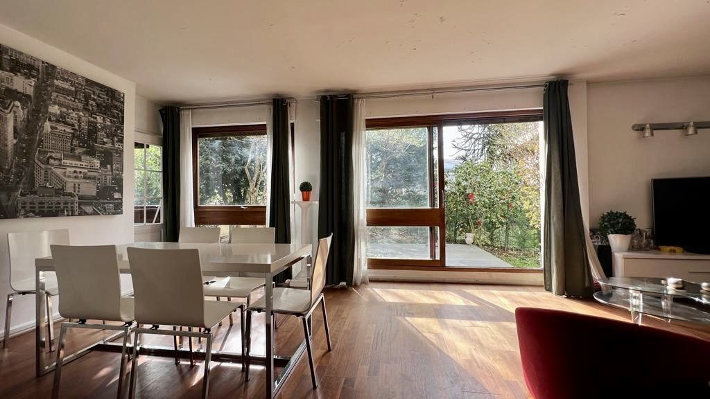 Квартира с 3 спальнями в Ивелин, Франция № 179095