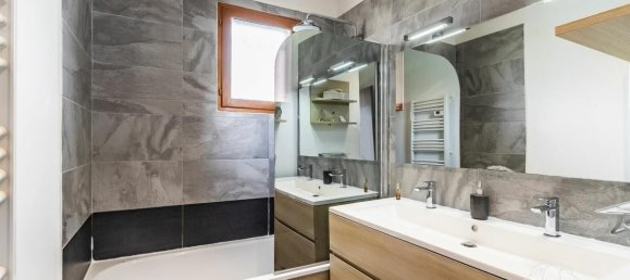 4 Schlafzimmer Haus in Chavanoz, France, Nr. 200882 26