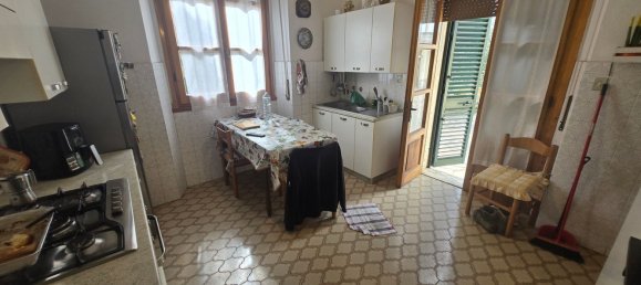 6-Zimmer Villa in Lastra a Signa, Italy, Nr. 132975 6
