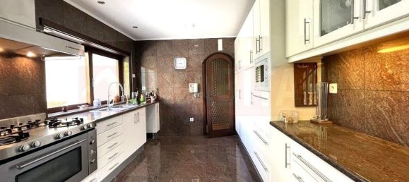 5 bedrooms House in Coimbra, Portugal No. 189152 3