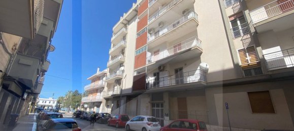 5 rooms Apartment in Bitonto, Italy No. 26580 6