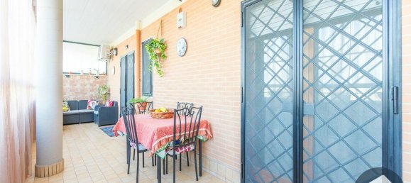 3 rooms Apartment in Pomezia, Italy No. 137894 7