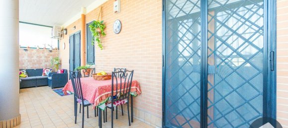 3 rooms Apartment in Pomezia, Italy No. 137894 9