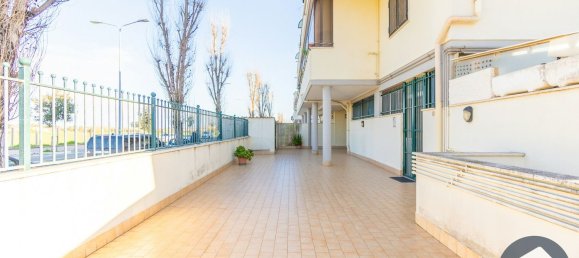 3 rooms Apartment in Pomezia, Italy No. 137894 16