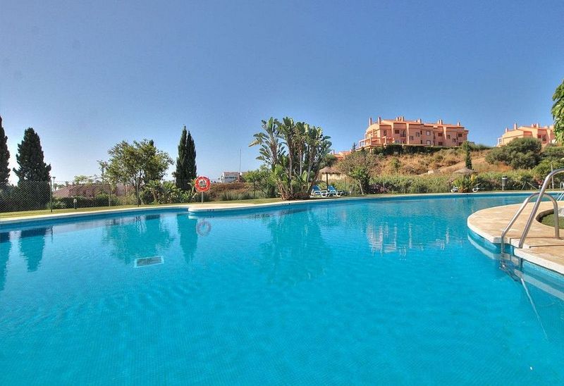 Квартира с 2 спальнями в Михас, Испания № 228555