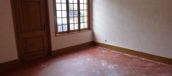 Casa de 5 dormitorios en Vierzon, France No. 40850 2