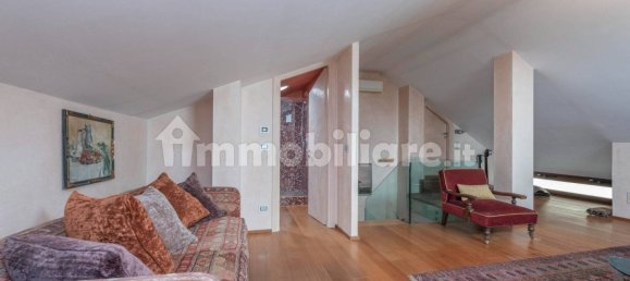 3 غرف نوم فيلا في Moncalieri, Italy رقم 143217 34