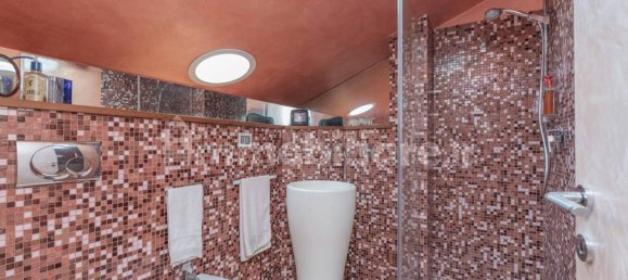 3 غرف نوم فيلا في Moncalieri, Italy رقم 143217 38