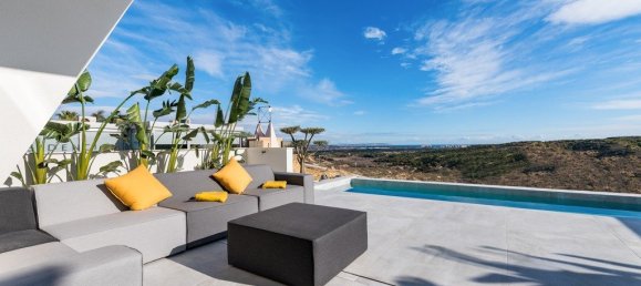 5 bedrooms Villa in Los Altos, Spain No. 9170 8