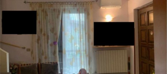 5 rooms House in Roncaro, Italy No. 3385 4