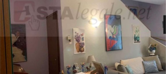 5 rooms House in Roncaro, Italy No. 3385 7