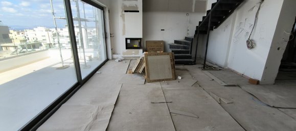 Дуплекс с 3 спальнями в Глифада, Южные Афины, Аттика, Греция № 93989 5