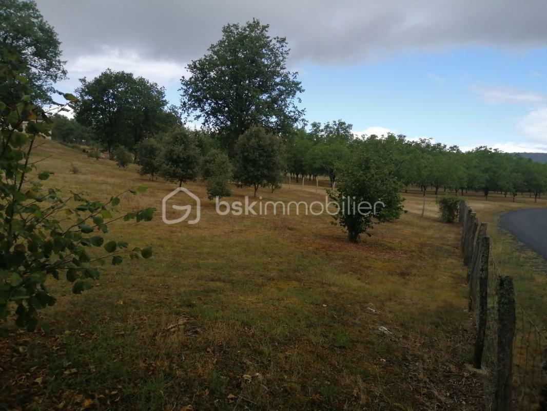  Land in Dordogne, France No. 304047