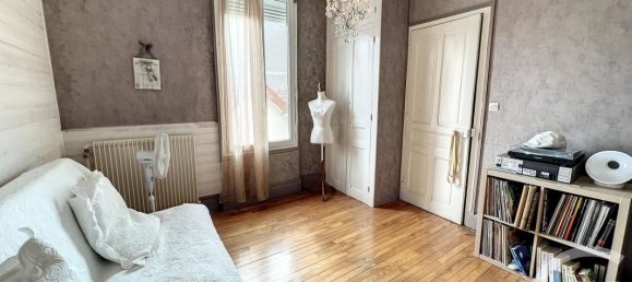 Дом с 2 спальнями в Сент-Савин, Франция № 160184 8