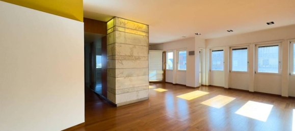 4 rooms Apartment in Cagliari, Italy No. 38800 2