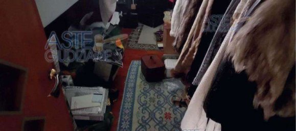 4 rooms Apartment in Rome, Italy No. 199949 7