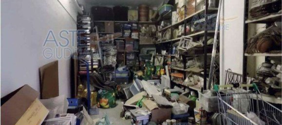 4 rooms Apartment in Rome, Italy No. 199949 12