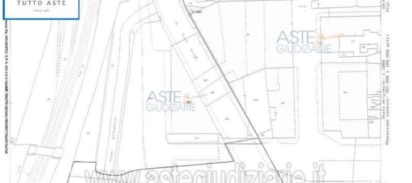 4 rooms Apartment in Rome, Italy No. 199949 23