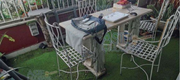 4 rooms Apartment in Rome, Italy No. 199949 8