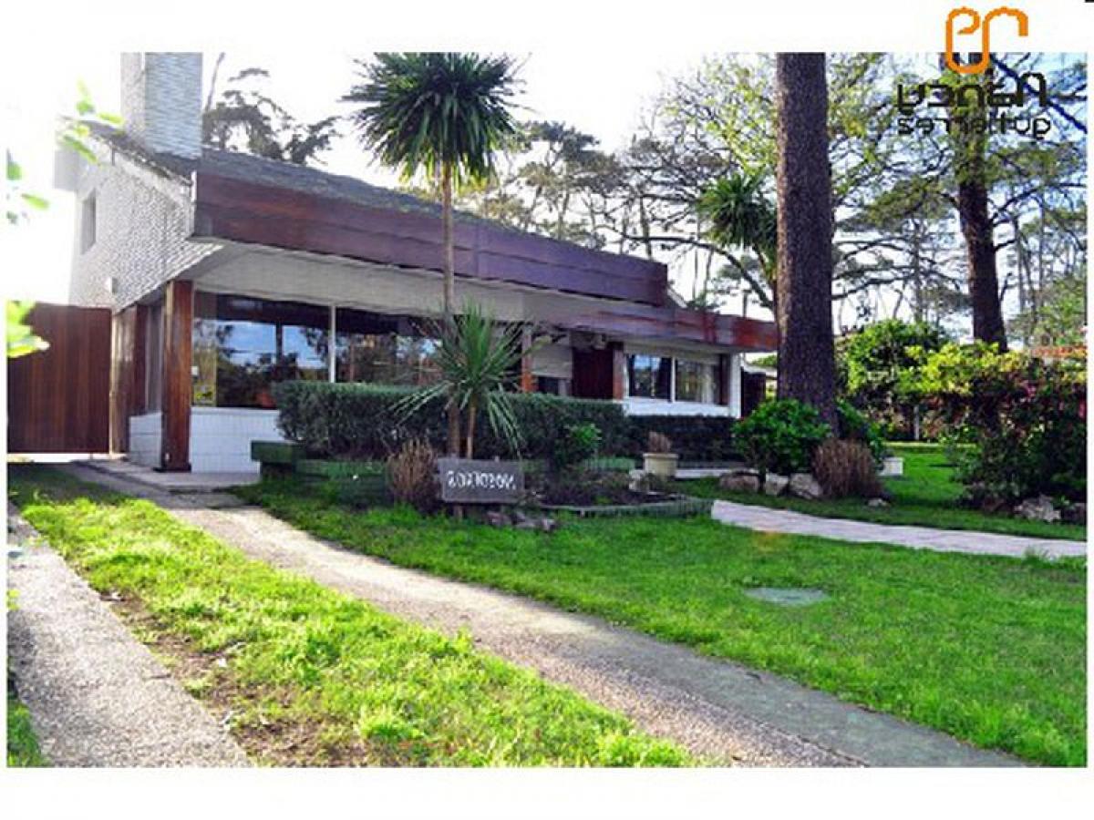 3 bedrooms House in Maldonado, Uruguay No. 115