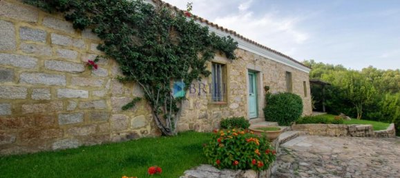 Villa de 4 dormitorios en Arzachena, Italy No. 326961 36