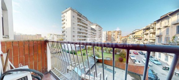 Квартира с 2 спальнями в Турин, Италия № 89401 10