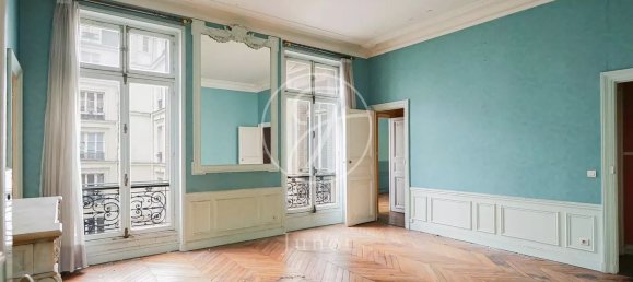 5 bedrooms Apartment in Paris, France No. 131352 18